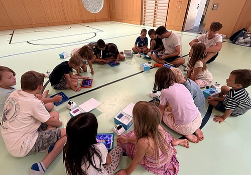 Spielerischer Einstieg in die Welt der Robotik